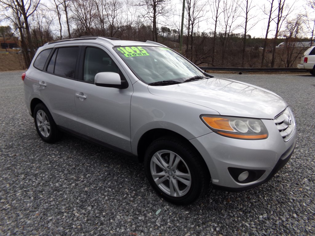 2011 Hyundai Santa Fe SE photo