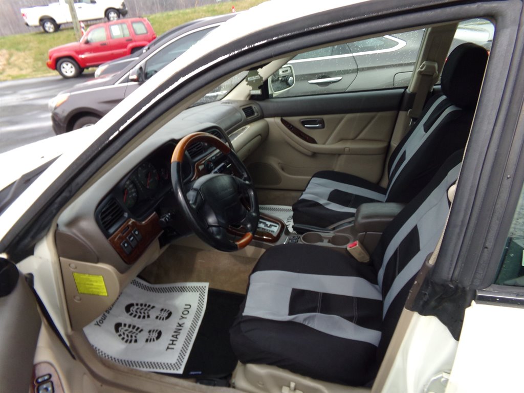 2002 Subaru Outback VDC photo