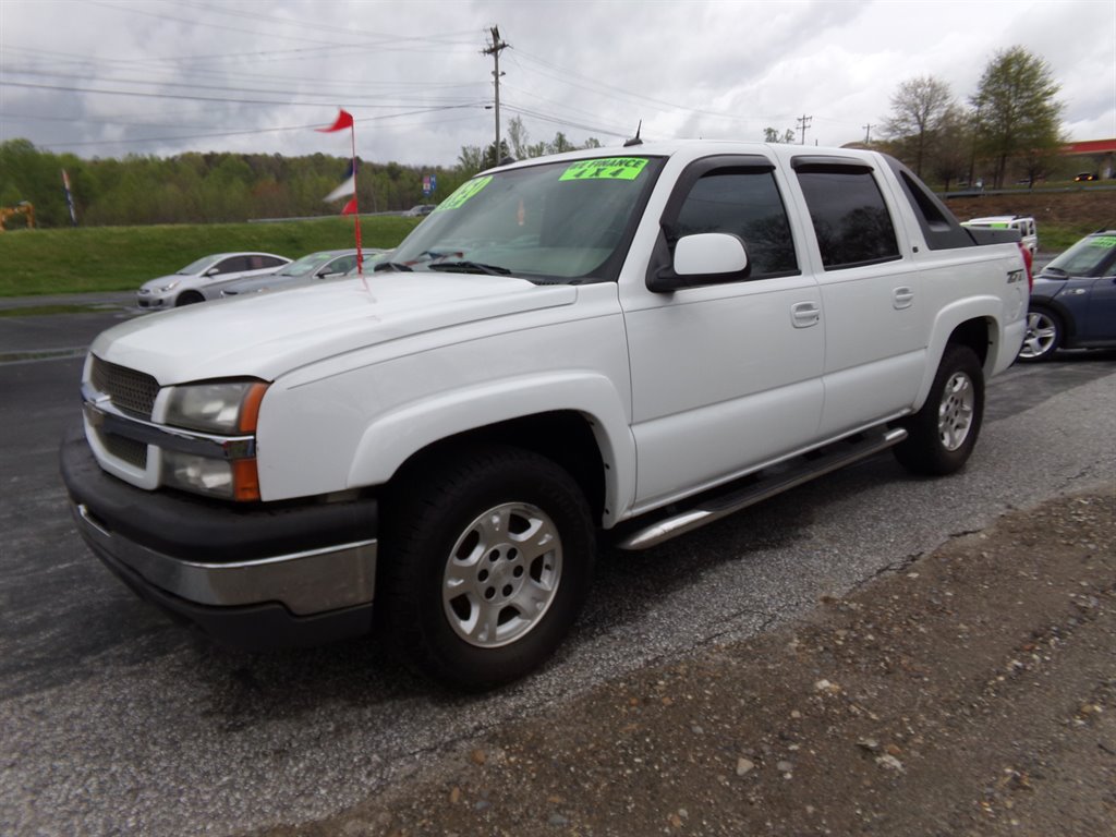 2005 Chevrolet Avalanche 1500 LS photo