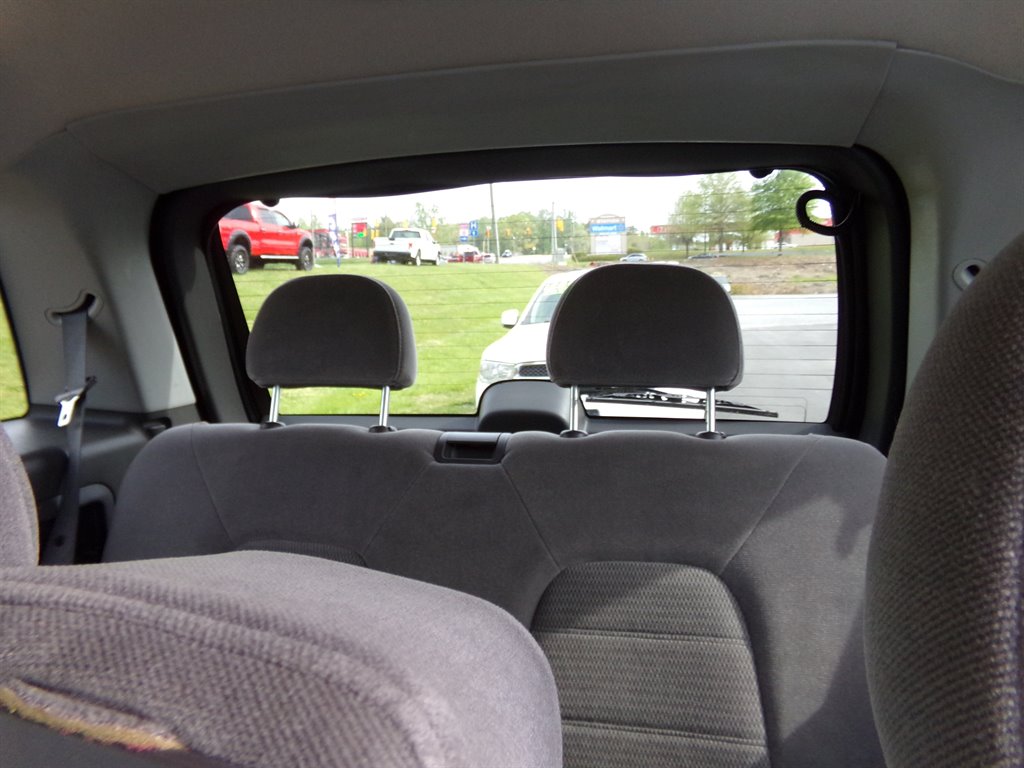 2004 Ford Explorer XLT photo