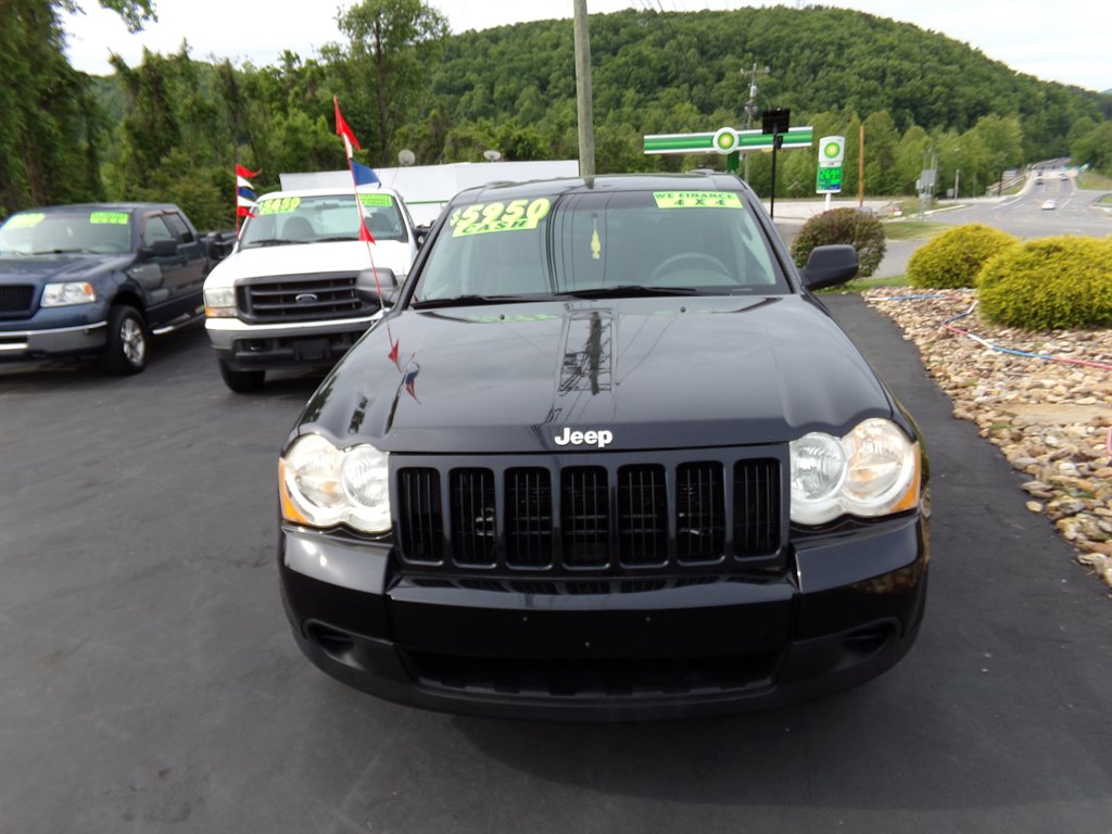2008 Jeep Grand Cherokee Laredo photo