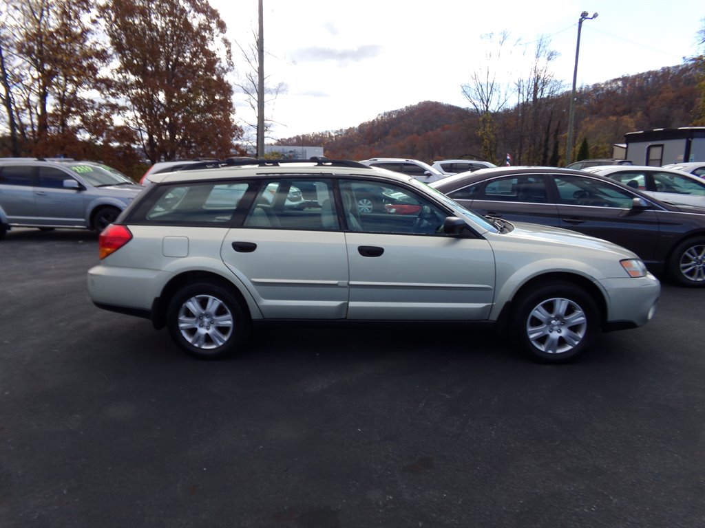2005 Subaru Outback - $4,495