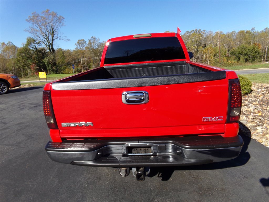2005 GMC Sierra 1500 - $12,800