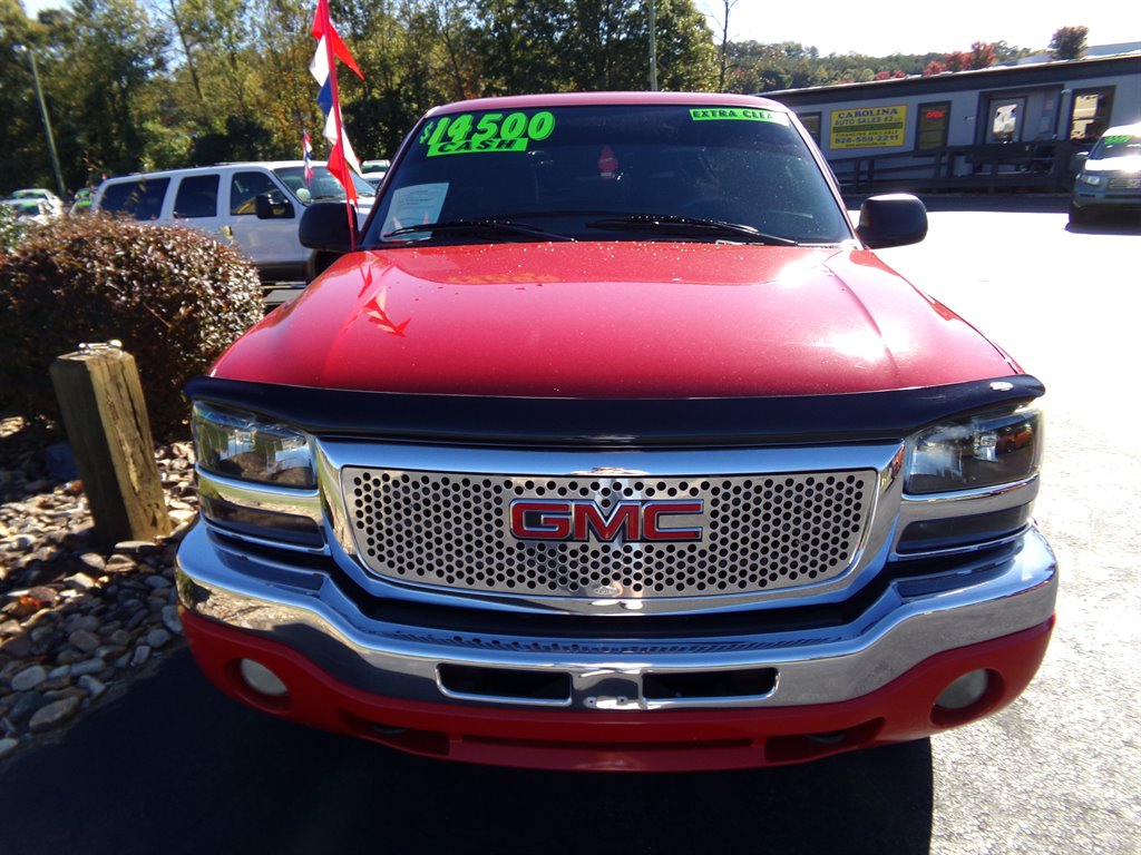 2005 GMC Sierra 1500 - $12,800