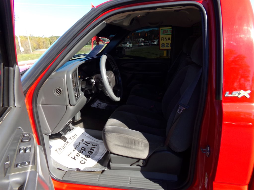 2005 GMC Sierra 1500 - $12,800