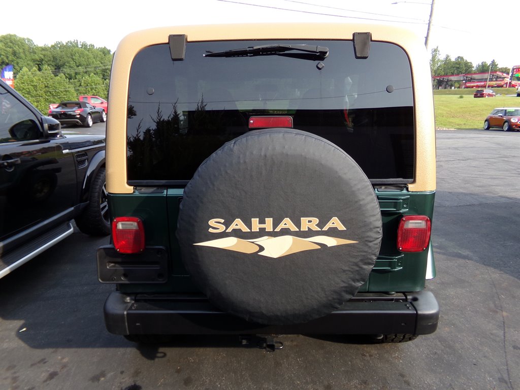2000 Jeep Wrangler - $10,900