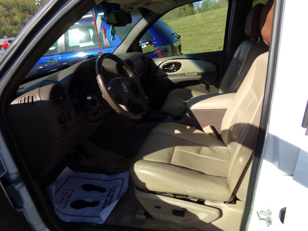 2006 Buick Rainier - $5,995