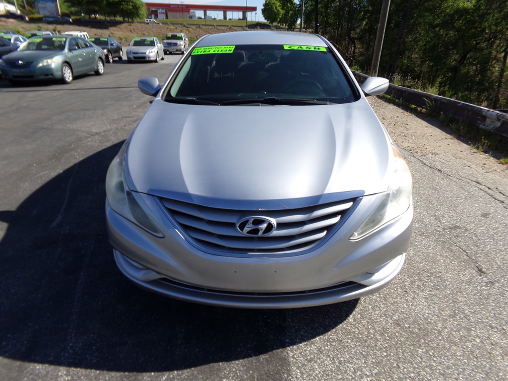 2013 Hyundai Sonata - $5,995