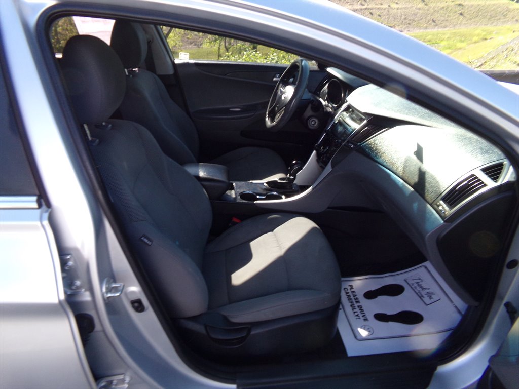 2013 Hyundai Sonata - $5,995