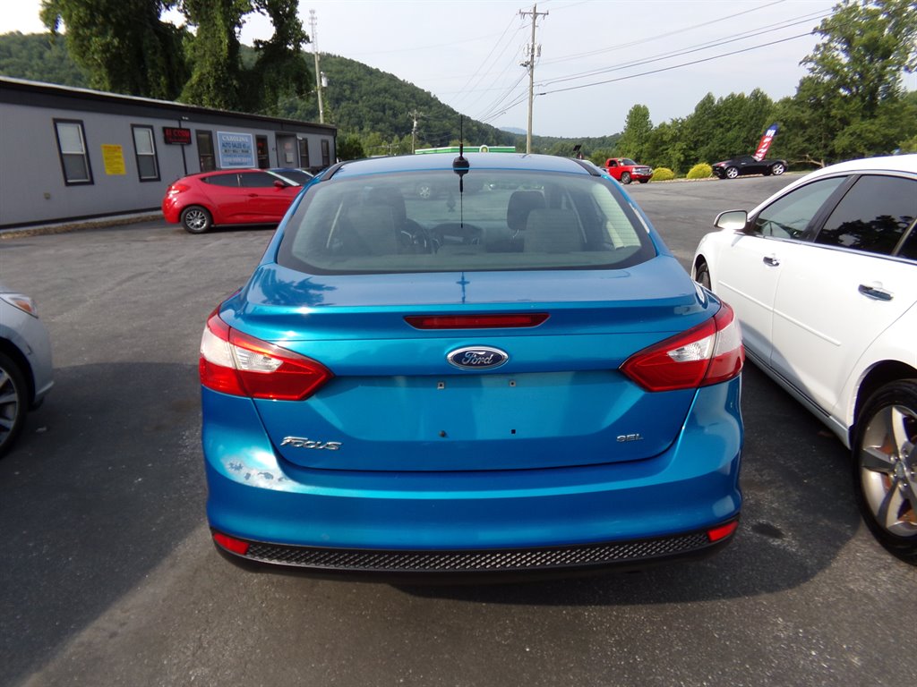 2012 Ford Focus - $5,995