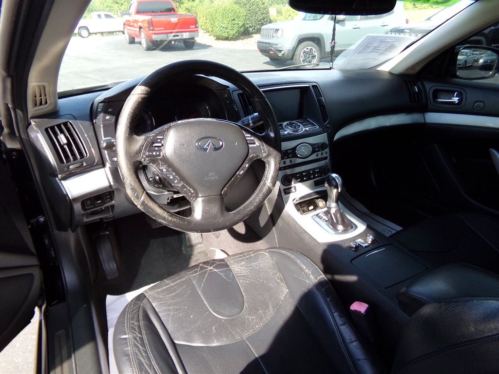 2009 INFINITI G - $6,750