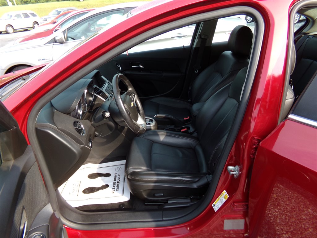 2011 Chevrolet Cruze - $6,995