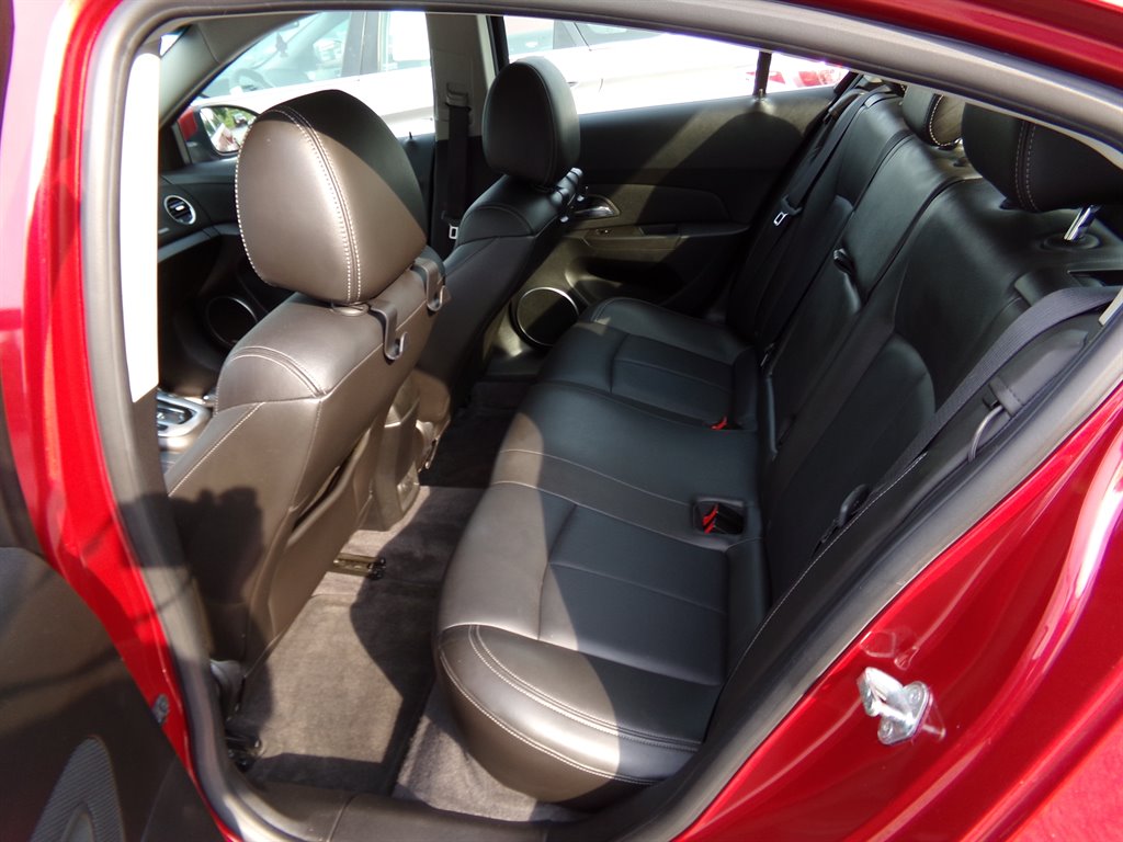 2011 Chevrolet Cruze - $6,995