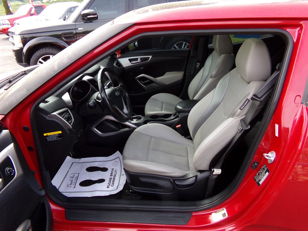 2014 Hyundai Veloster - $7,500