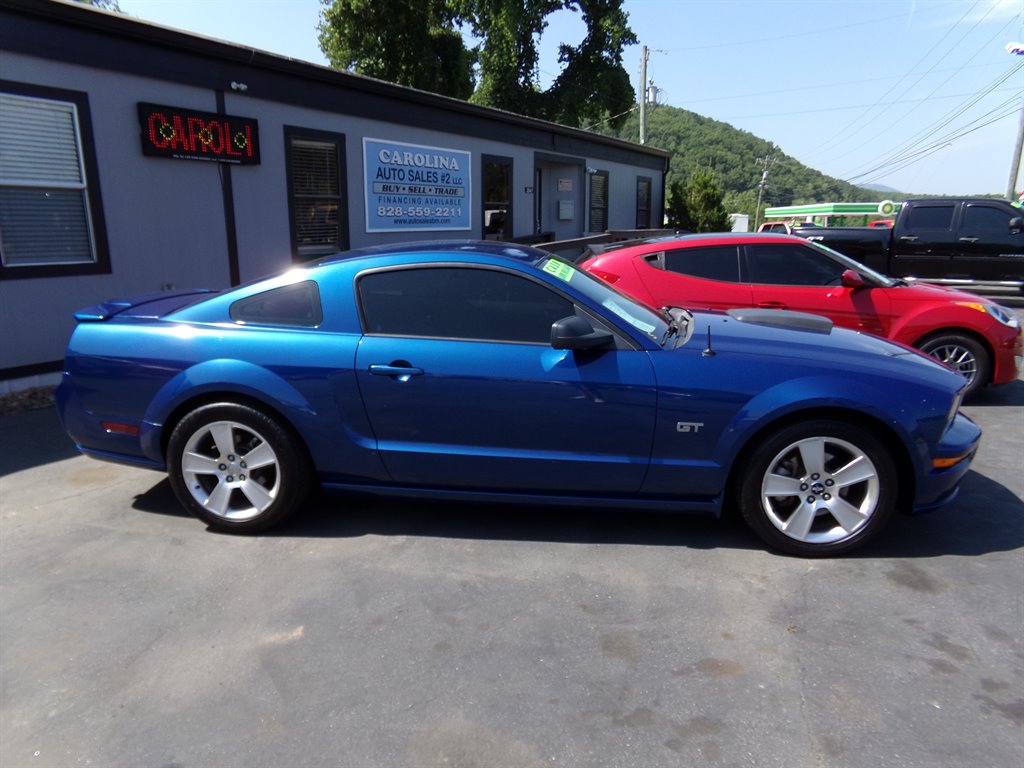 2007 Ford Mustang - $9,495
