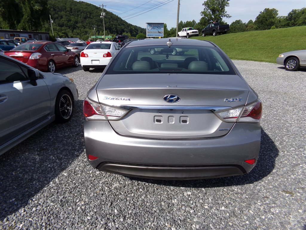 2013 Hyundai Sonata - $6,495