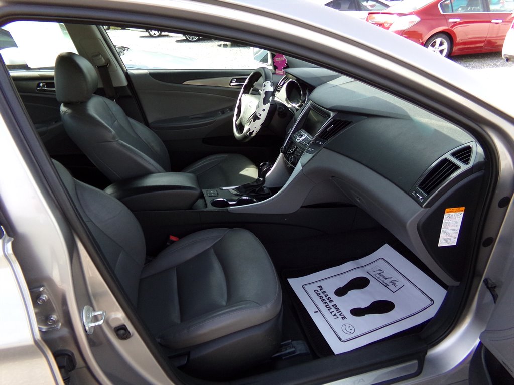 2013 Hyundai Sonata - $6,495
