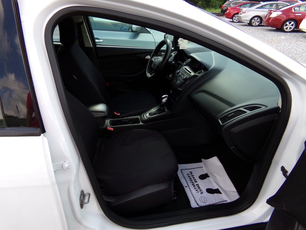 2016 Ford Focus - $6,495