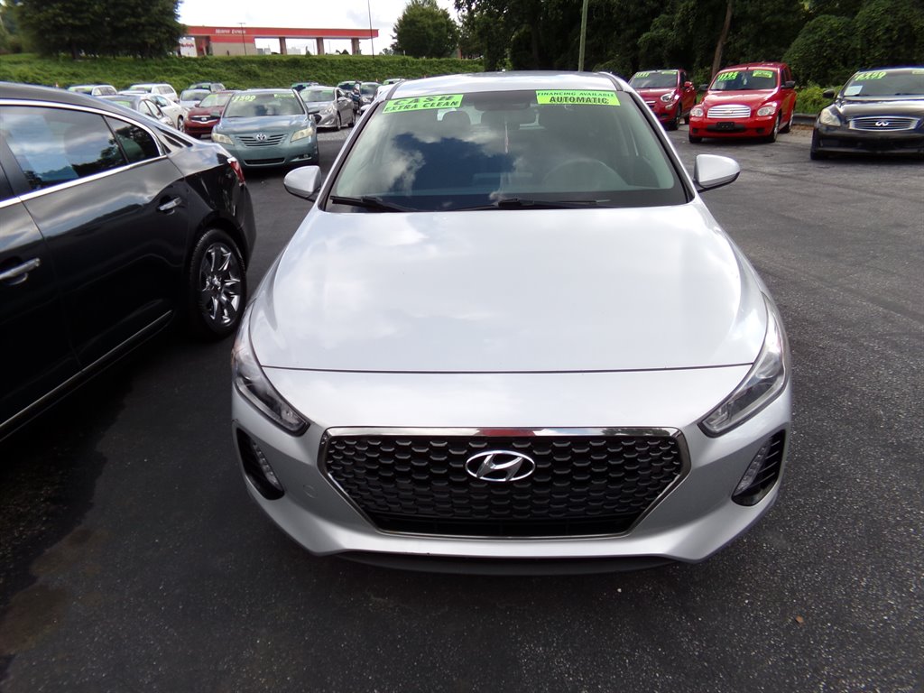 2019 Hyundai Elantra - $9,495
