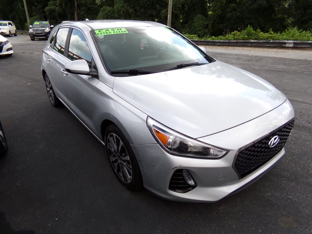 2019 Hyundai Elantra - $9,495