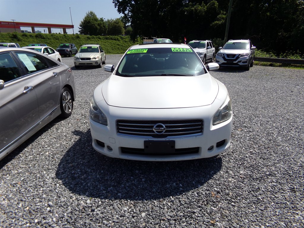 2009 Nissan Maxima - $6,995