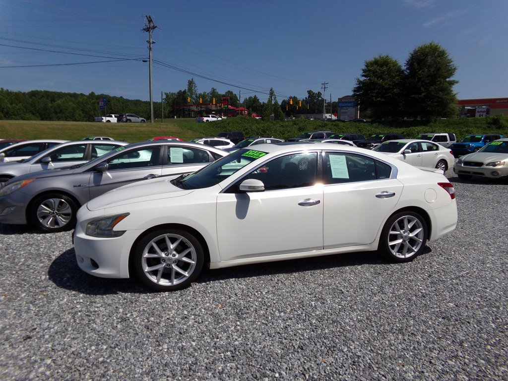2009 Nissan Maxima - $6,995