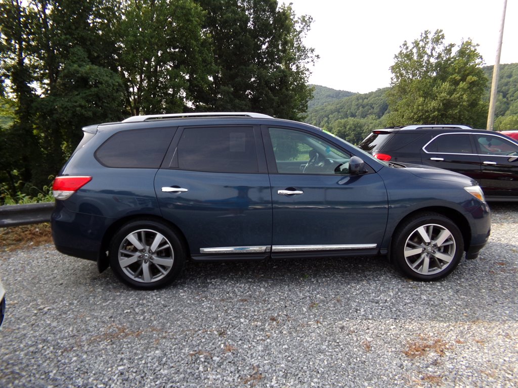 2013 Nissan Pathfinder - $6,495