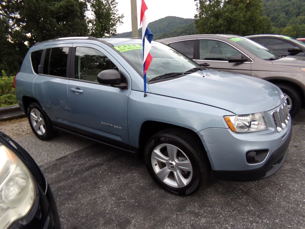 2013 Jeep Compass - $6,995