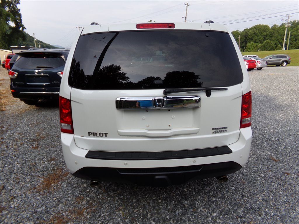 2013 Honda Pilot - $9,450