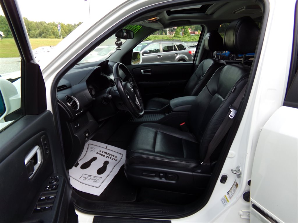 2013 Honda Pilot - $9,450