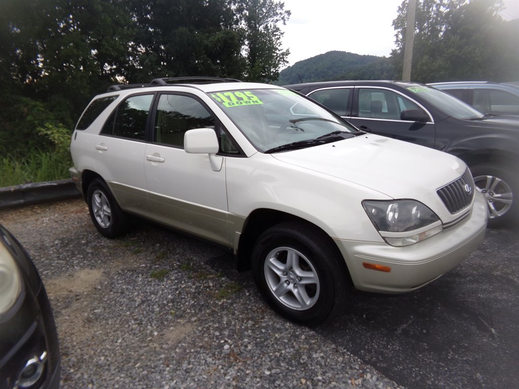 2000 Lexus RX - $5,495