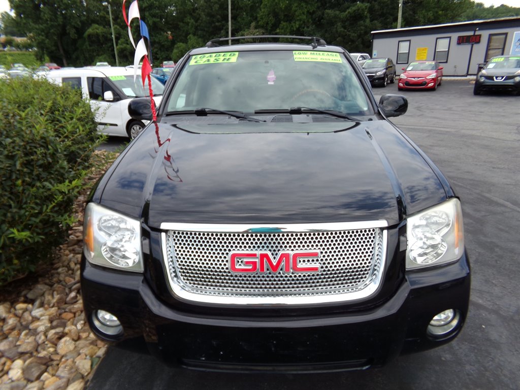 2007 GMC Envoy - $7,995