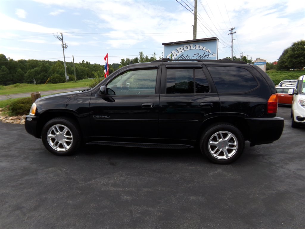 2007 GMC Envoy - $7,995
