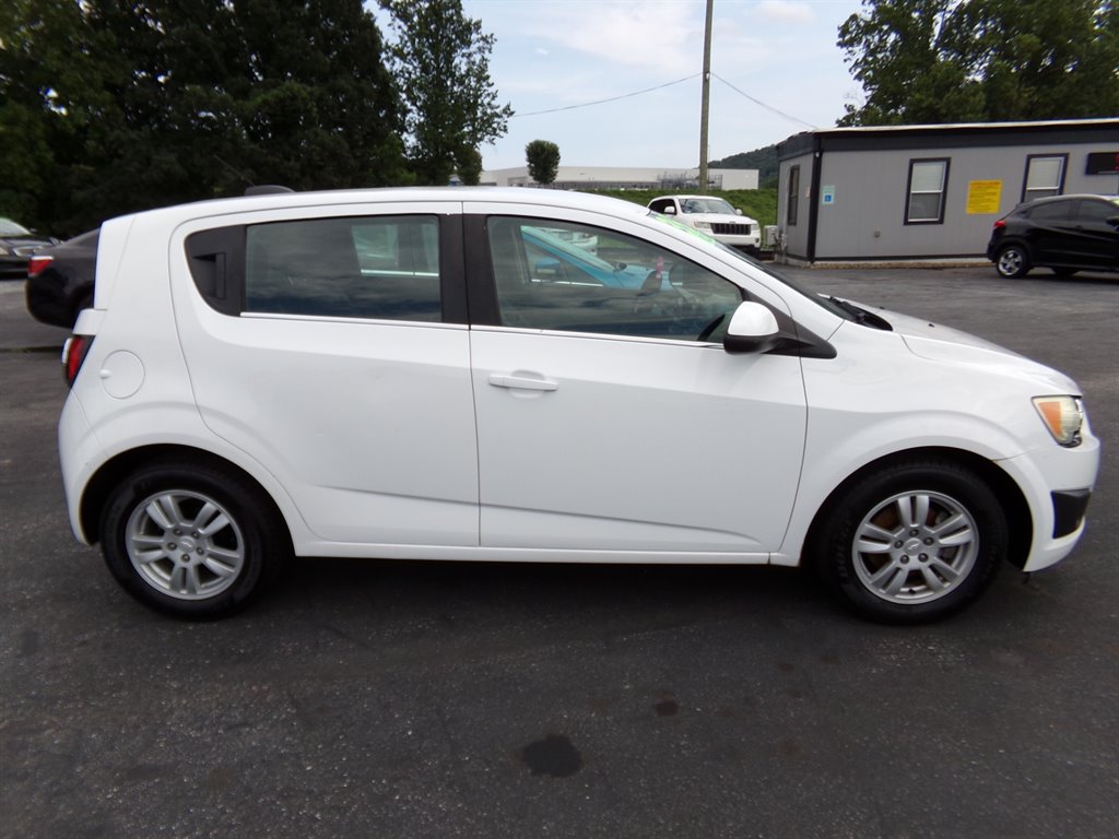 2015 Chevrolet Sonic - $3,995