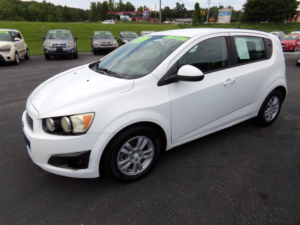 2015 Chevrolet Sonic - $3,995