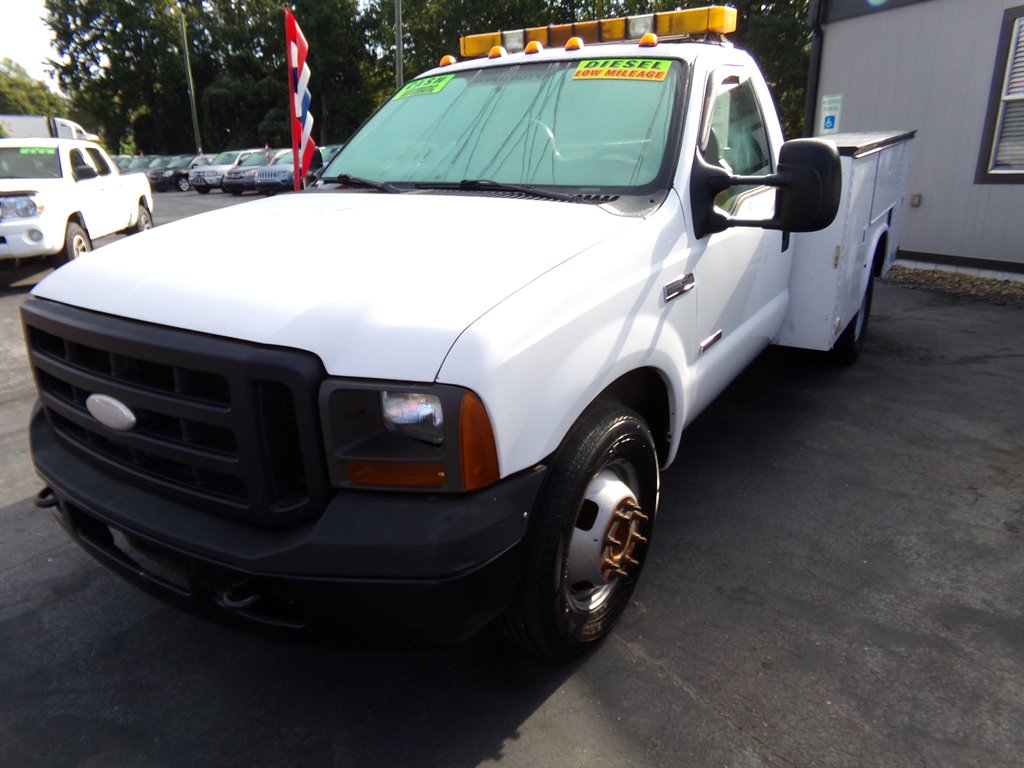 2006 Ford F-350 - $8,995