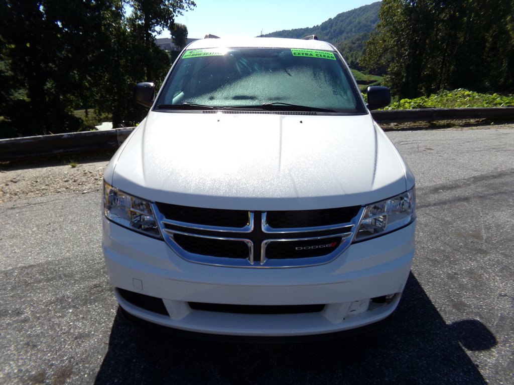2018 Dodge Journey - $7,995