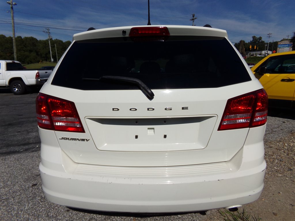 2018 Dodge Journey - $7,995