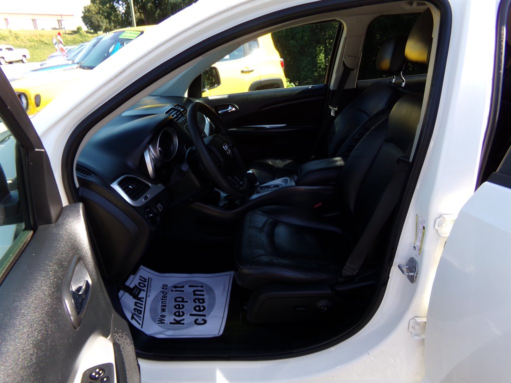 2018 Dodge Journey - $7,995