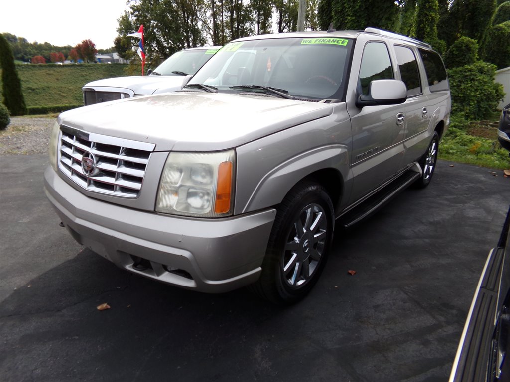 2006 Cadillac Escalade - $5,495