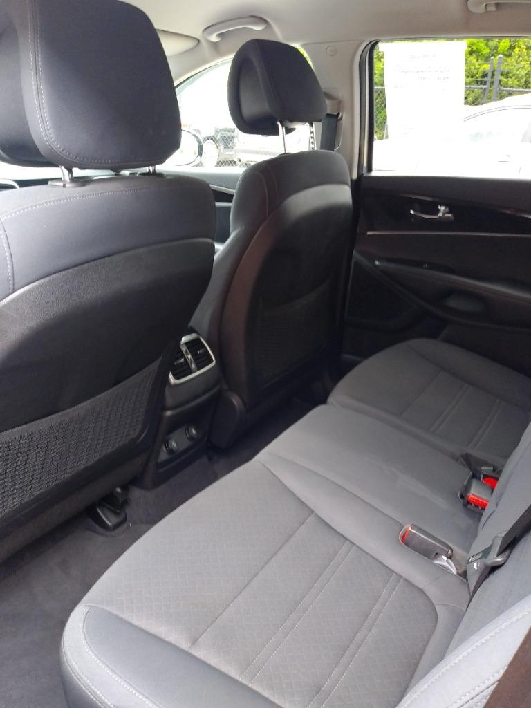 2016 Kia Sorento LX photo