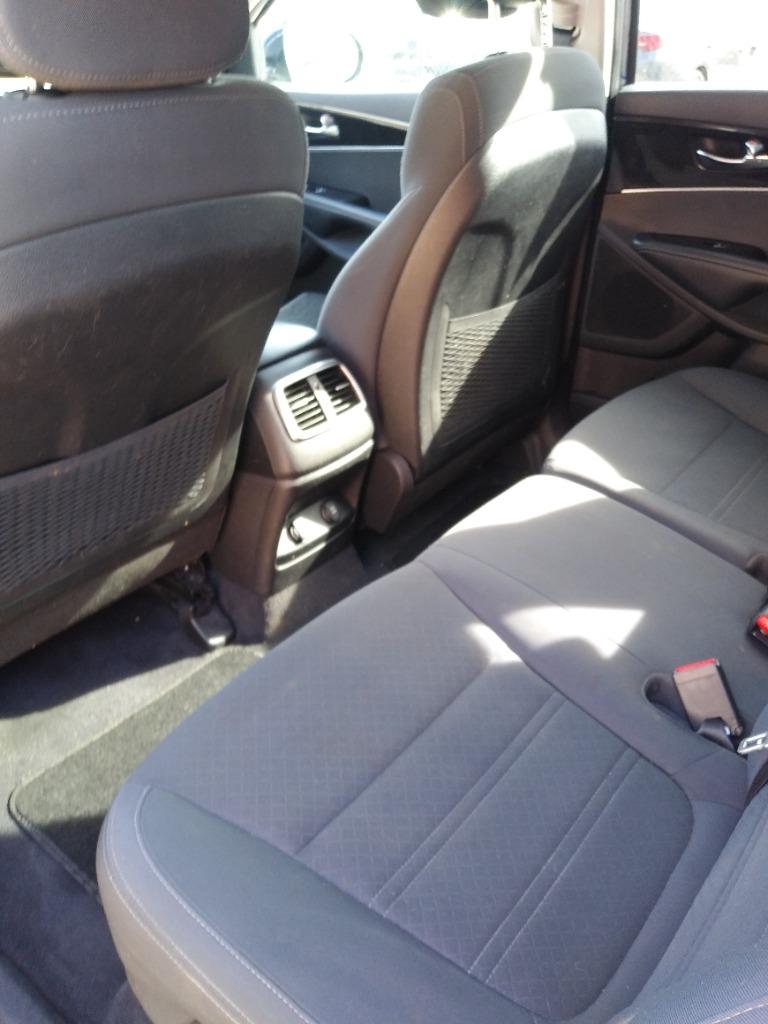 2016 Kia Sorento LX photo