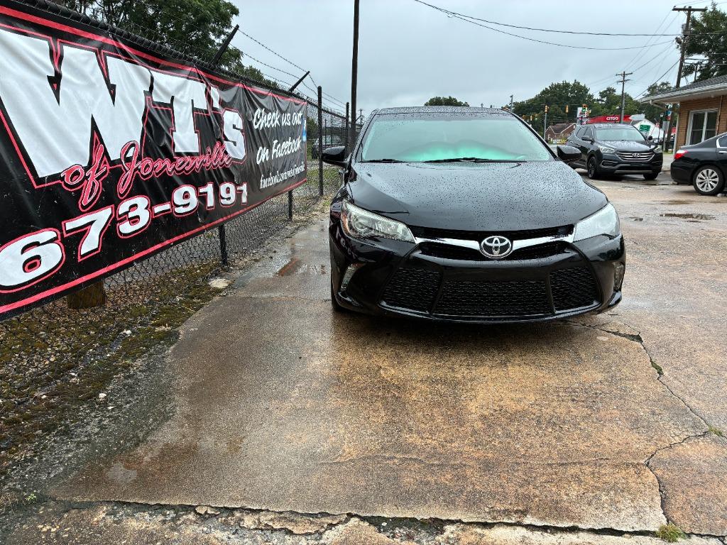 2017 Toyota Camry - $13,495