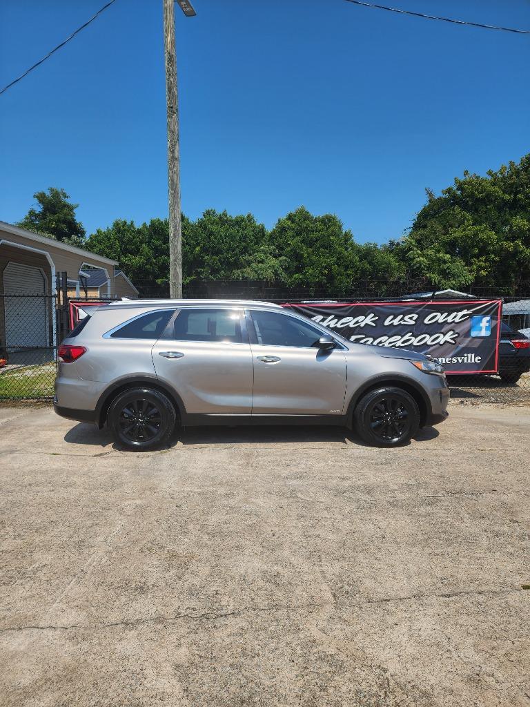 2019 Kia Sorento - $10,995