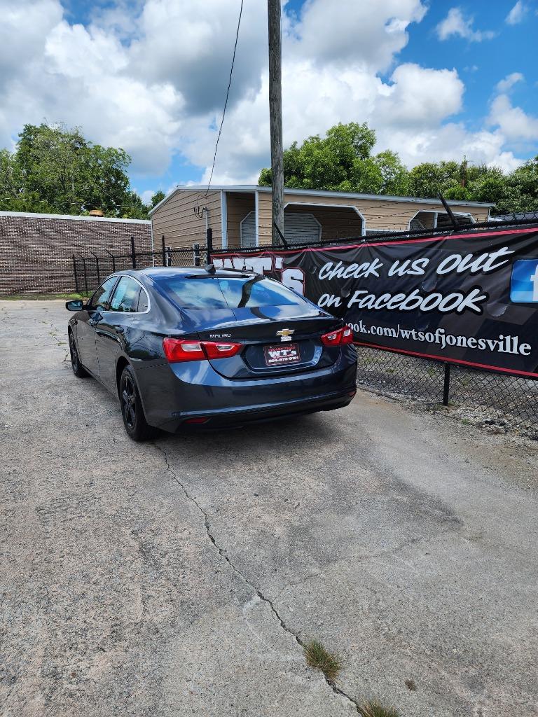 2019 Chevrolet Malibu - $10,995