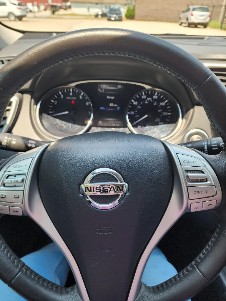 2016 Nissan Rogue - $10,995