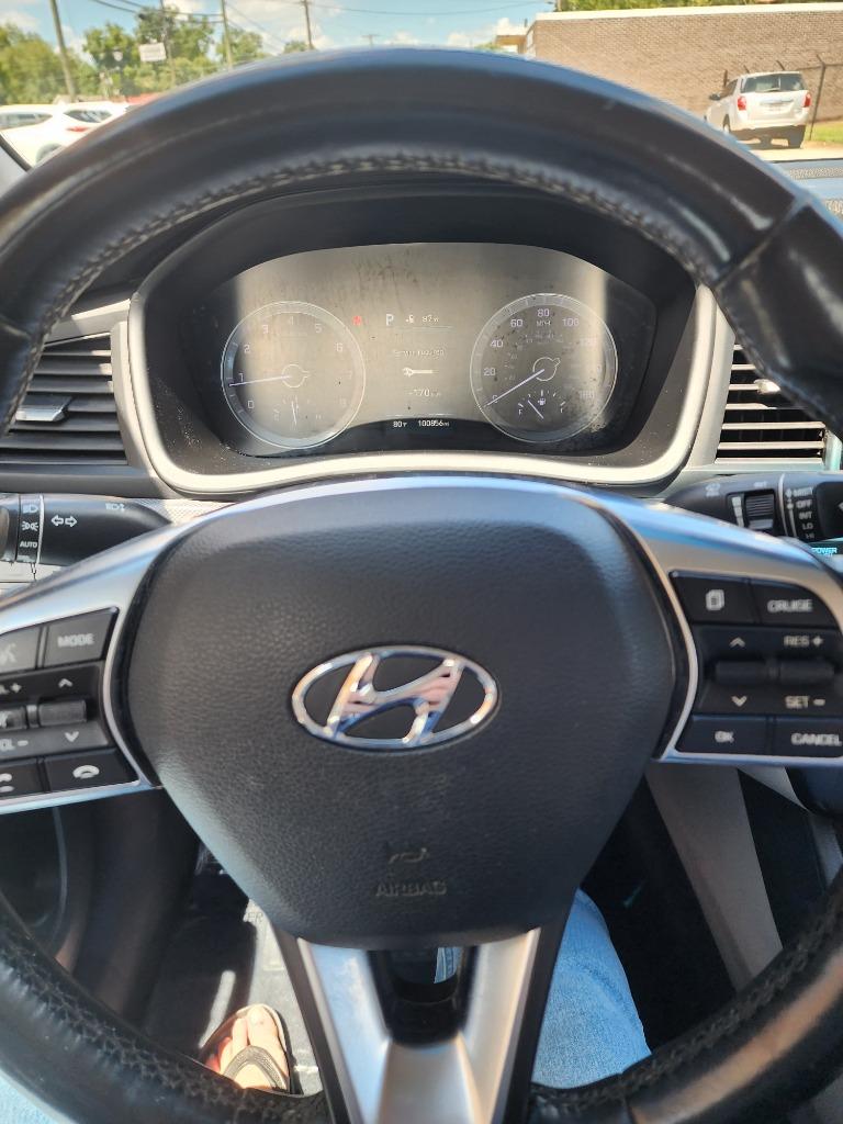 2019 Hyundai Sonata - $11,995