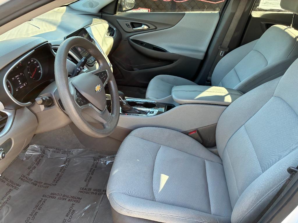 2022 Chevrolet Malibu - $13,495