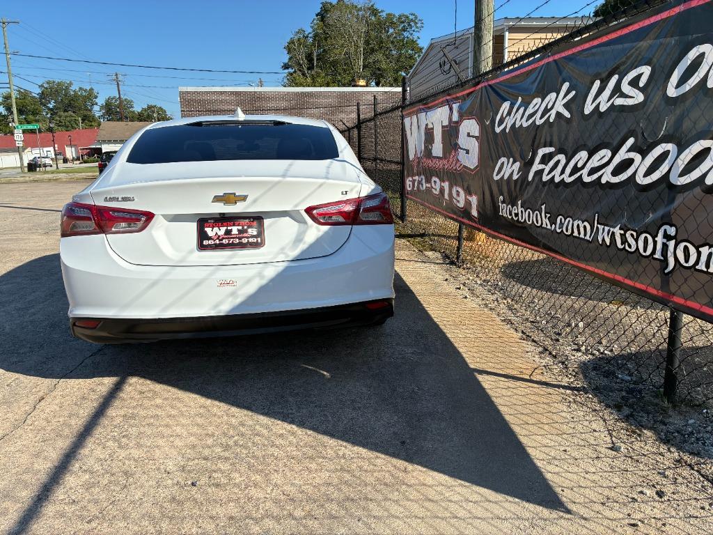 2022 Chevrolet Malibu - $13,495