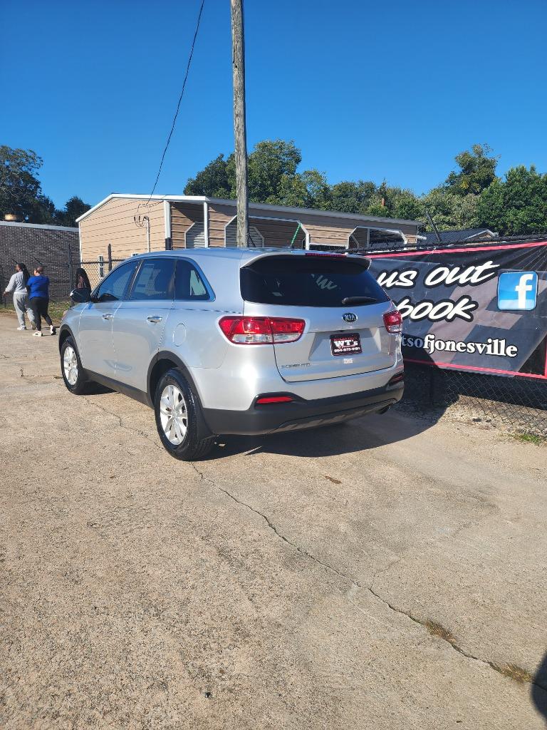 2018 Kia Sorento - $9,995